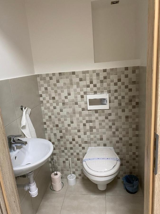 Paskom Apartmanhaz Nyergesujfalu Εξωτερικό φωτογραφία