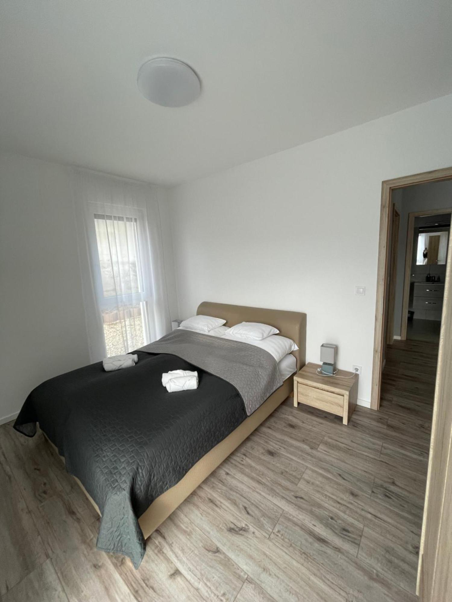 Paskom Apartmanhaz Nyergesujfalu Εξωτερικό φωτογραφία